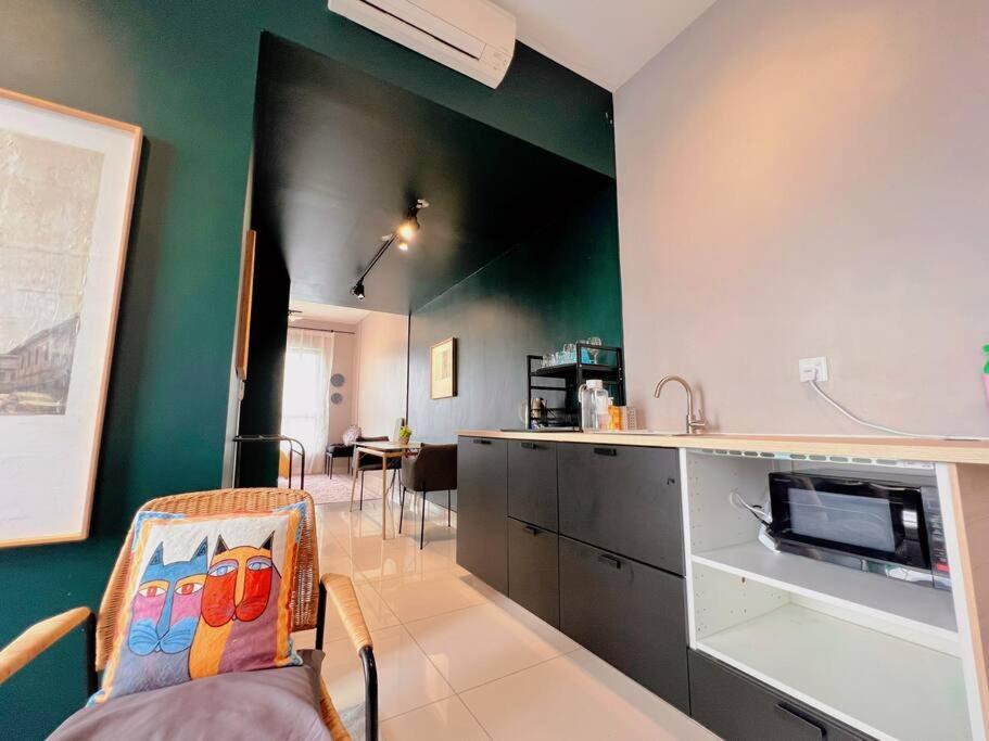 7 Pax Family Connecting Room D'Sara, Direct Link Mrt Kampung Selamat, Near Sungai Buloh & Thomson Hospital Shah Alam Exteriör bild